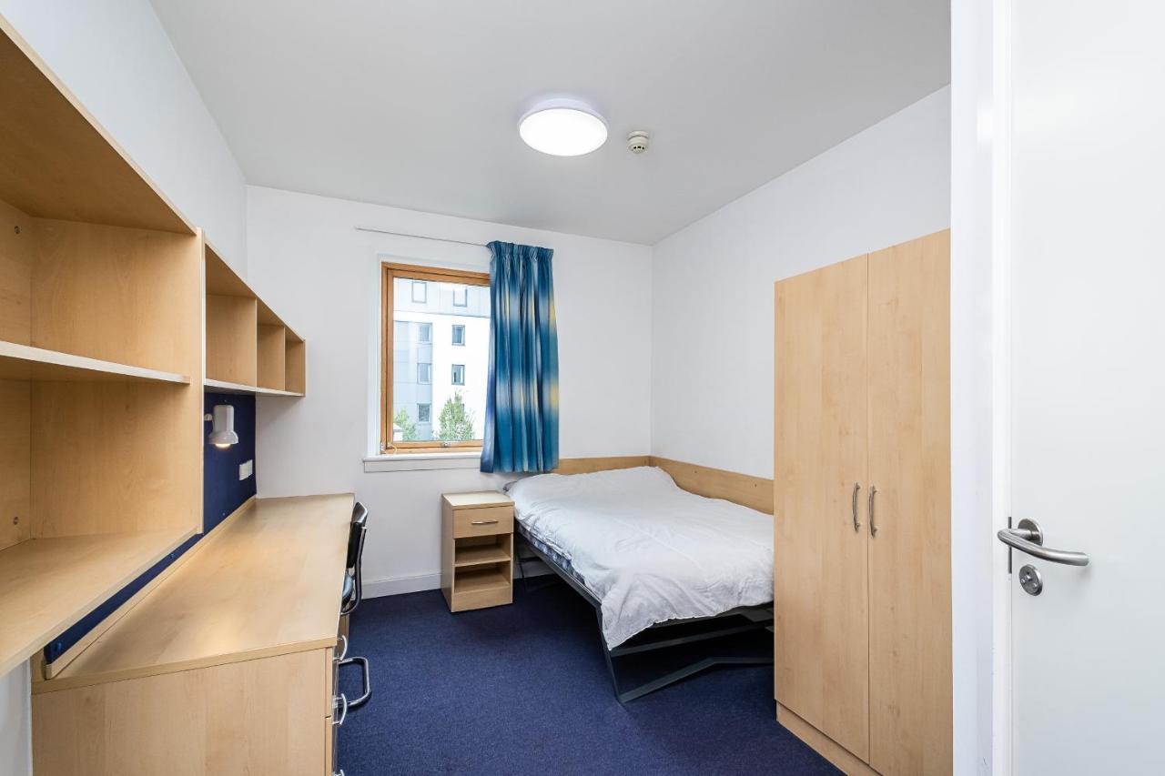 En Suite Rooms, Gillingham - Sk Bagian luar foto
